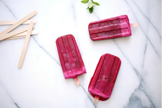 8 popsicle recipes for kids: 100 Layer Cake-let's recipe for Indian Summer popsicles