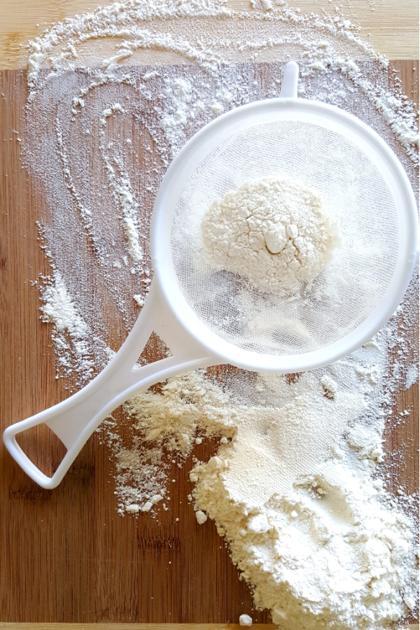 How to tell if flour is fresh | Cool Mom Eats