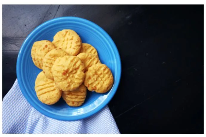 5 healthy, make ahead snack recipes to feed those hungry bears when they get home from school.