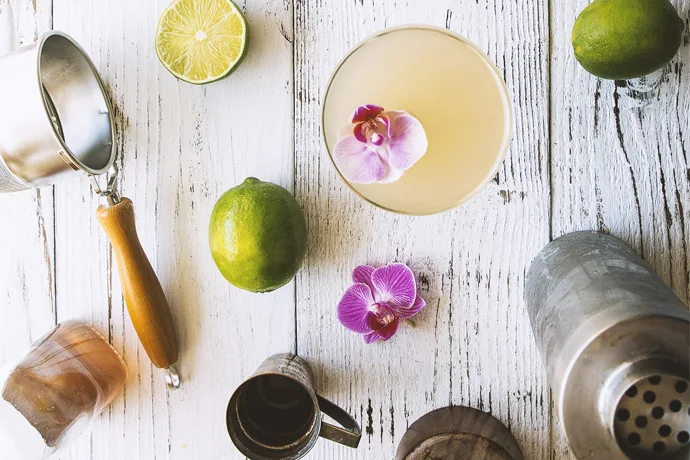 This fresh banana daiquiri recipe will change your mind about the resort classic—for the better! | Honestly Yum