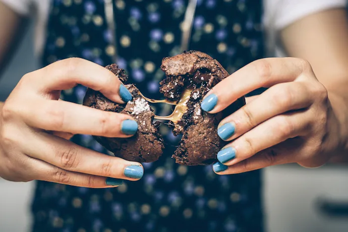 Best bake sale recipes: Salted Caramel and Nutella Cookies | Top with Cinnamon