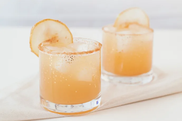 Skinny Spiced Pear Cocktails are a guilt-free taste of fall | The Life Styled