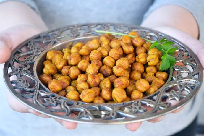 Roasted chickpeas make a tasty high protein snack. We're digging these Tandoori flavored snacks for something new | Dine and Dish