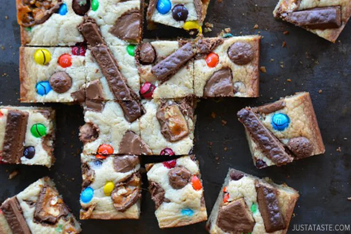 The Leftover Halloween Candy Blondies are one of our favorite ways to use trick-or-treat leftovers | Just a Taste