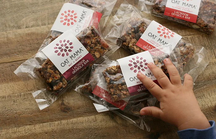 Oat Mama Lactation Granola Bars boosts milk supply, stabilizes moods, and helps with blood sugar naturally. But you don't have to be nursing to love them!