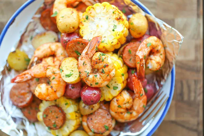 Delicious campfire recipes to get you through your next camping trip. (Or to entertain your kids in the backyard.)