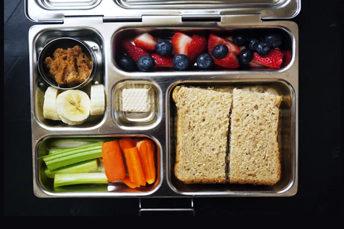 The essential lunch box pantry list: Everything you need to keep on hand to pack lunches quickly and easily | 2016 Cool Mom Eats back to school lunch guide