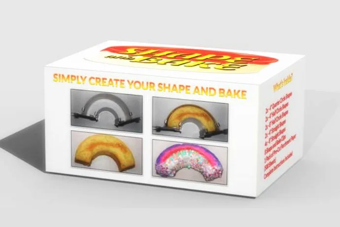 Shape and Bake cake pan kit lets you configure 35 different shapes including a rainbow! | coolmomeats.com