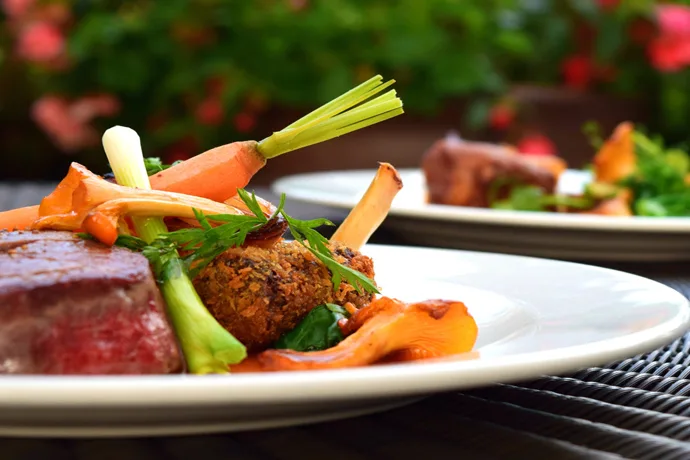 Tips for how to survive the Whole30 diet while on vacation: It's possible! | Cool Mom Eats