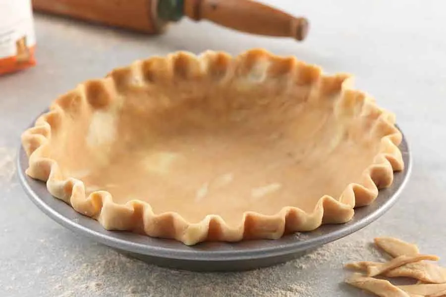Our healthy baking substitutes make for healthier holiday (or any day!) baking without sacrificing taste, like with this fab Whole Wheat Pie Crust at King Arthur Flour | Cool Mom Eats