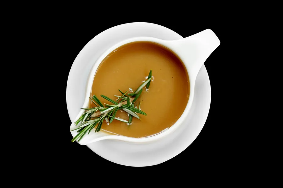 How to make perfect gravy—even if you mess up! These three tips for how to fix too thin, too thick, or lumpy gravy will save your Thanksgiving day meal. | Cool Mom Eats