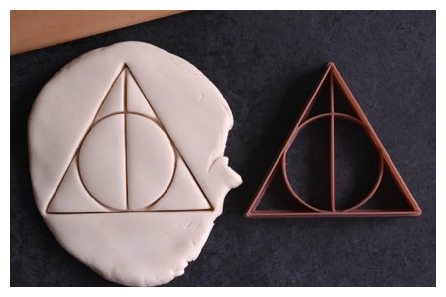 Deathly Hallows cookie cutter from Boite a Cookies on Etsy and other super cool (and inexpensive!) Harry Potter cookie cutters | Cool Mom Eats