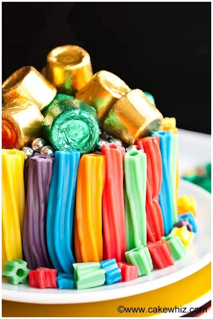 Rainbow-Twizzler-Cake-at-Cake-Whiz
