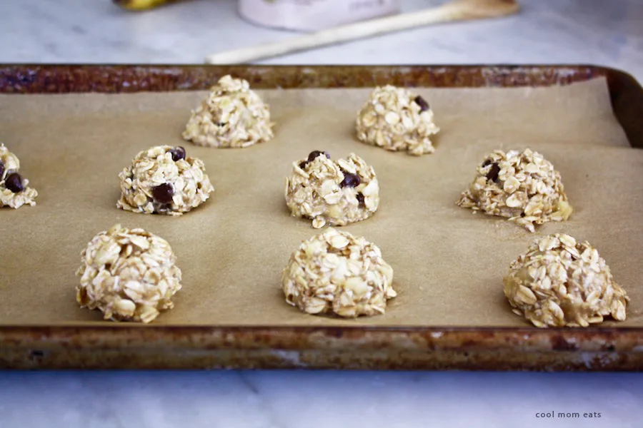 Quick, easy and healthy -- but how do the 2-Ingredient Cookies the internet is freaking out over taste. We tested them. | Cool Mom Eats