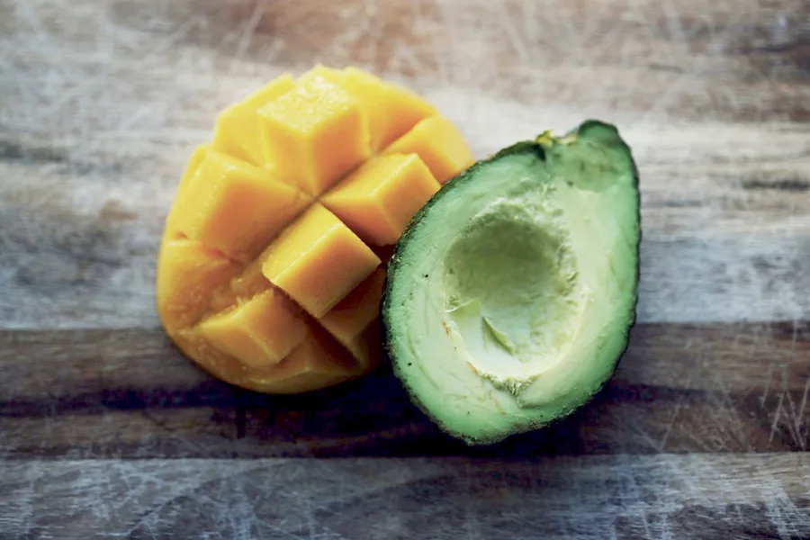 How to cut fruit correctly: The trick to managing 8 hard-to-cut fruits | Cool Mom Eats