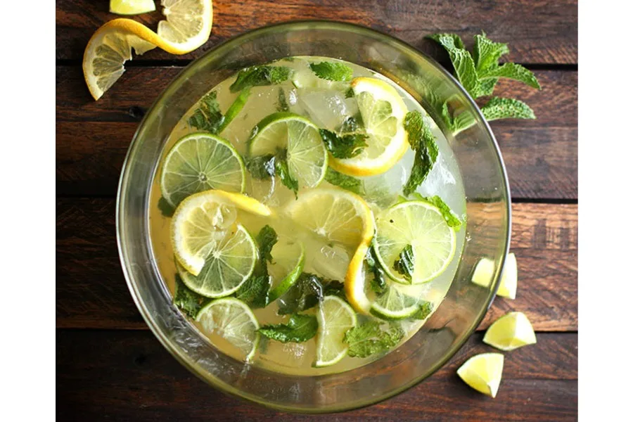 Perfect party punch recipes: Zesty lemon lime mojitos at Soup Addict