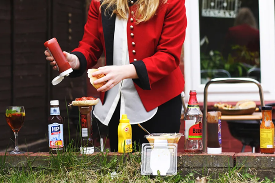 The best summer weekend eats: from grilling recipes, to summer desserts and outdoor party hacks, this is the master list with it all! | Cool Mom Eats