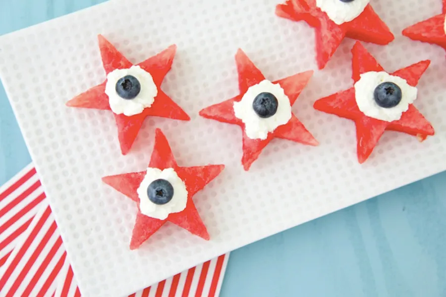 Get our roundup of easy 4th of July treats that the kids can make on their own, including these Watermelon Star Bites at Weelicious