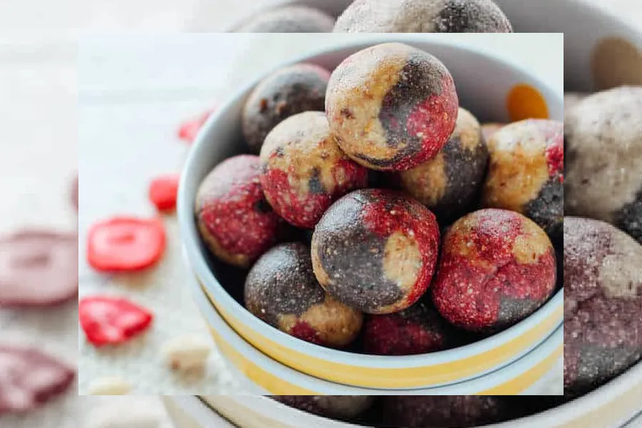 If you’re road tripping, you need these 5 easy, not-too-messy travel snack recipes