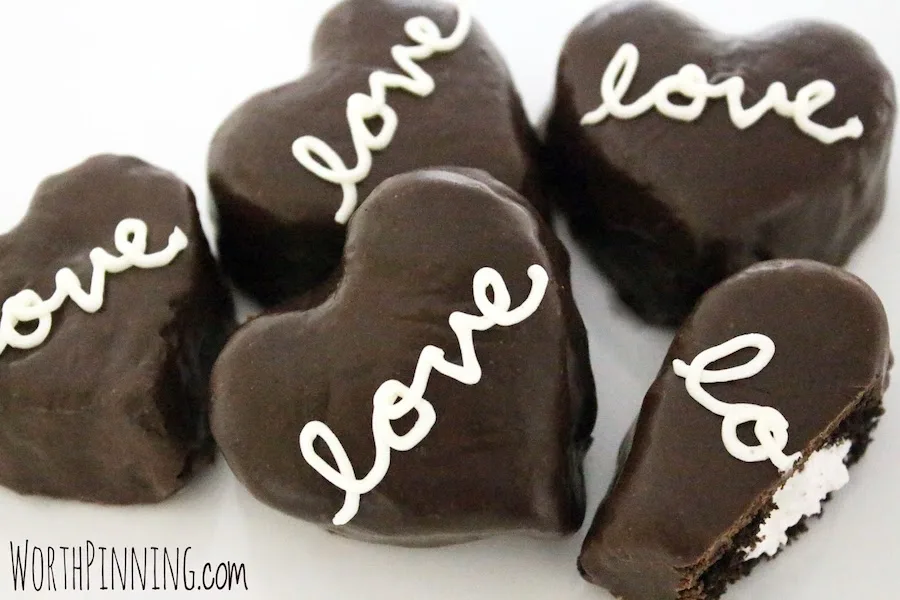 Copycat snack cake recipes: Ding Dongs at Worth Pinning