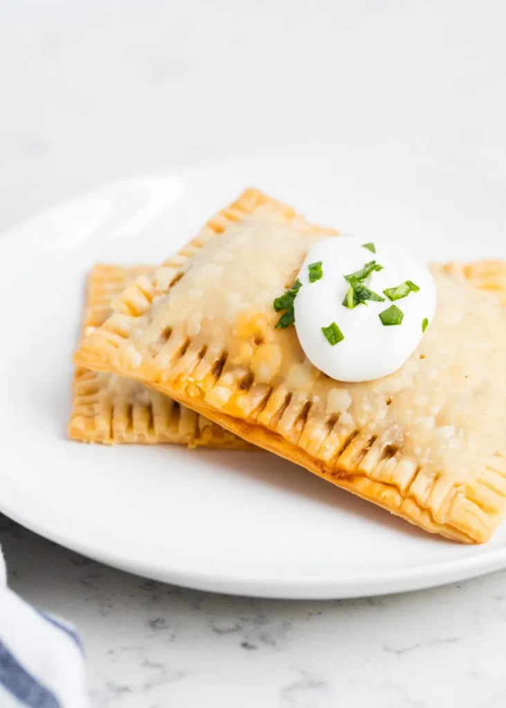 Make-ahead school lunch recipes you can store in the freezer: Taco Pop Tarts | I Heart Naptime