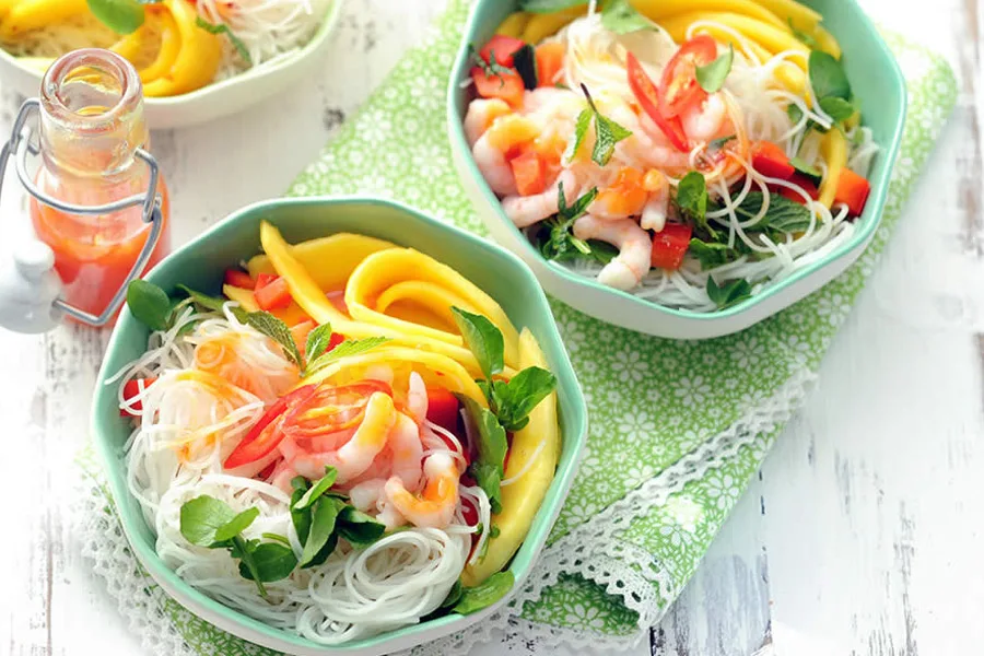 Cool Mom Eats weekly meal plan: Asian Noodle Salad with Shrimp, Watercress and Mango at Peapod [sponsor]