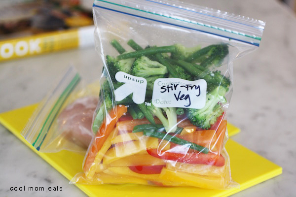 Back to school freezer meals: prep-ahead stir fry packs for the win! | Jane Sweeney for Cool Mom Eats
