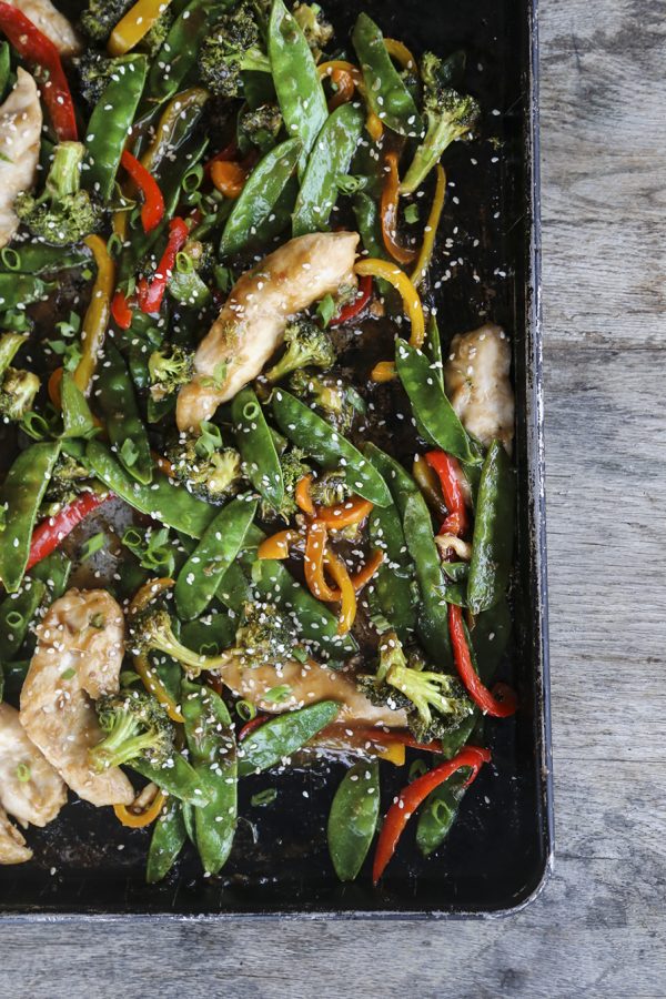 Best easy chicken recipes for families: Asian Chicken Stir Fry Sheet Pan Meal | Foodie with Family 