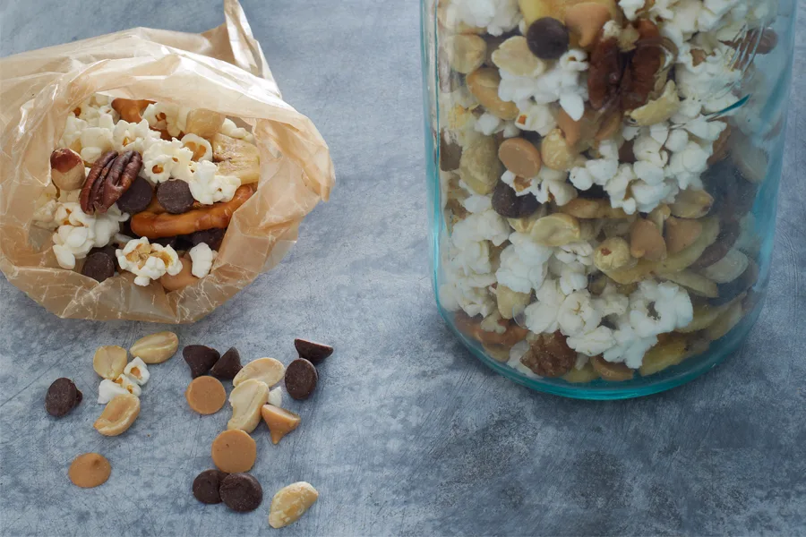 Make-Your-Own Trail Mix for easy back to school snacks: How to make it and our 4 favorite DIY trail mix recipes | Cool Mom Eats
