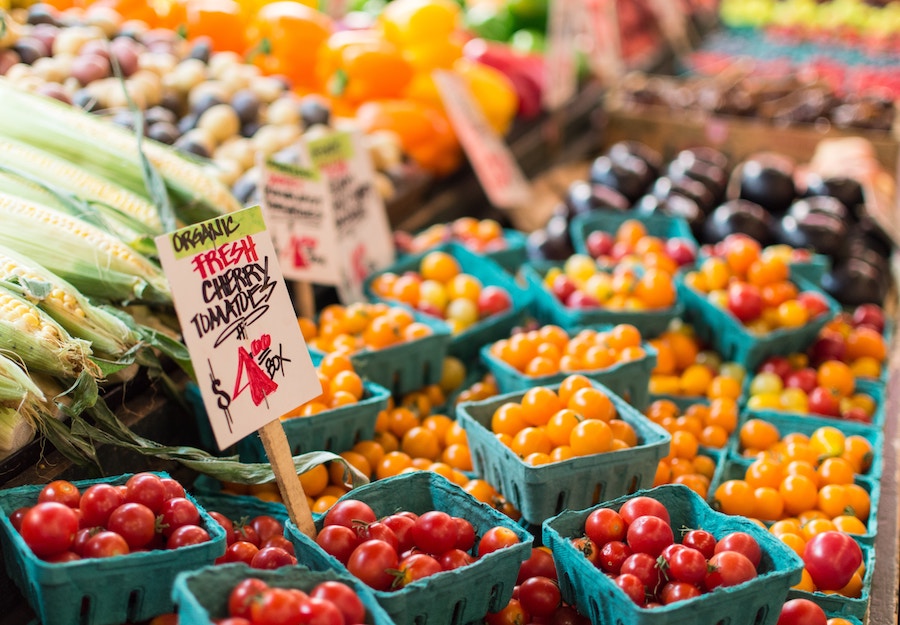 Great tips for getting kids excited about healthy eating when they're not at a table: Like taking them to a farmer's market