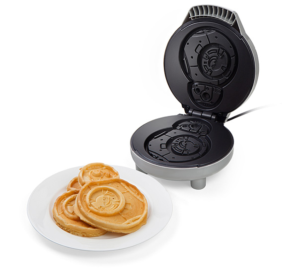 Star Wars recipes for Force Friday: BB-8 waffle maker! The perfect gift for your Star Wars loving family | Cool Mom Eats