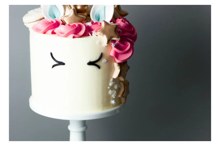 We've got 9 of the very cutest ways to make over a store-bought cake, including how to make this Unicorn Cake at Craftsy!