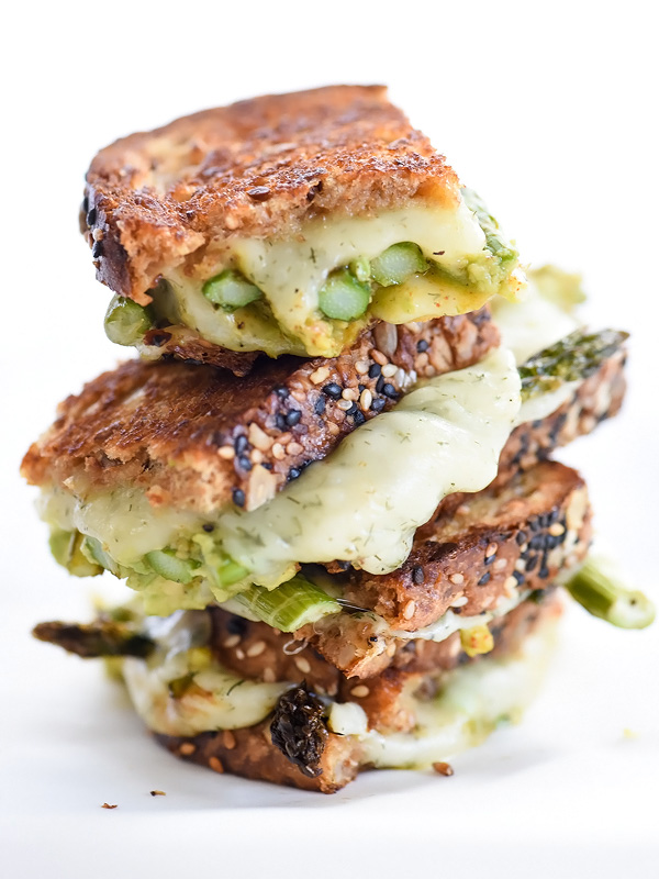 One of our favorite ways to enjoy grilled cheese for dinner: Spicy Smashed Avocado & Asparagus with Dill Havarti Grilled Cheese | Foodie Crush