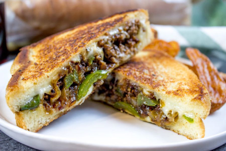 One of our favorite ways to enjoy grilled cheese for dinner: Ground Philly Cheesesteak Grilled Cheese | Dinner Then Dessert 