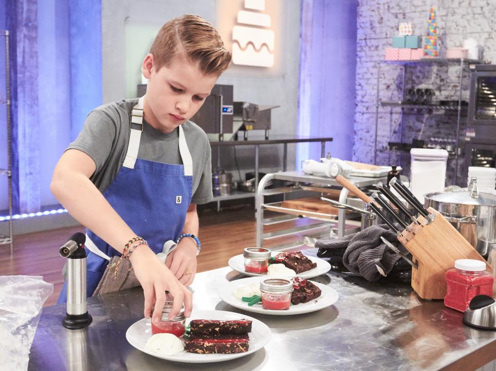 Our 7 favorite family-friendly food docs and TV shows, including Kids Baking Competition | Cool Mom Eats