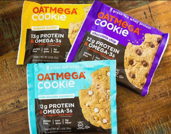 Whoa! These Oatmega cookies are naturally gluten free and contain 12-13 grams of protein and also omega 3's. This is a sweet, high-protein snack that we can get down with. | Cool Mom Eats
