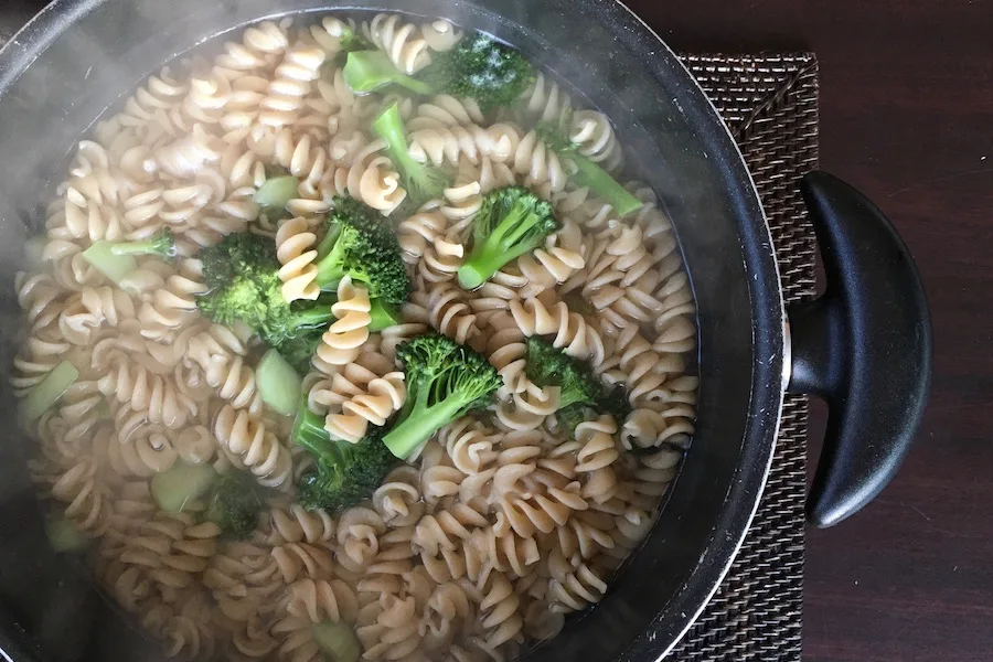 5 genius ways frozen vegetables can save weeknight dinners.