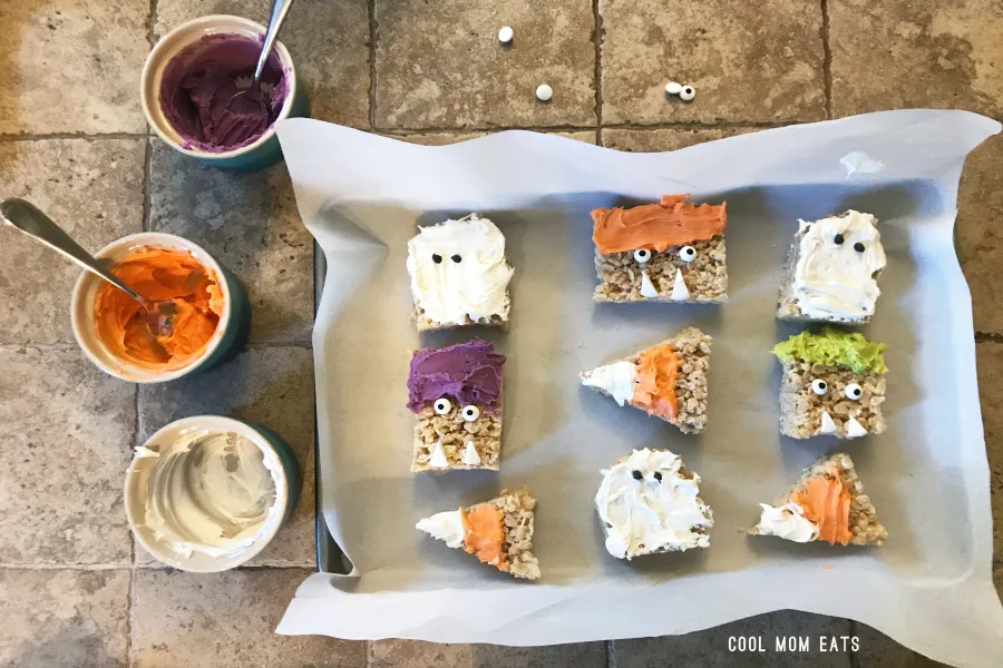 We're all about easy Halloween snack recipes that kids can help out with, like these Halloween Rice Krispies Treats! | Cool Mom Eats | photo © Caroline Siegrist