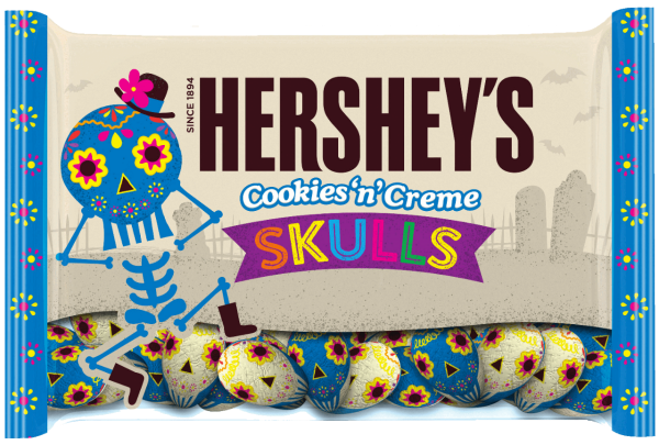 All the new halloween candy that you have to try for Halloween 2017! Hershey's Cookies 'n' Creme Skulls | Cool Mom Eats