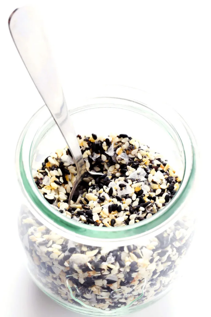 Spice mixes to put on veggies that will tempt even the pickiest eaters: DIY “Everything” Season Blend | Gimme Some Oven Spice mixes to put on veggies that will tempt even the pickiest eaters: DIY “Everything” Season Blend | Gimme Some Oven