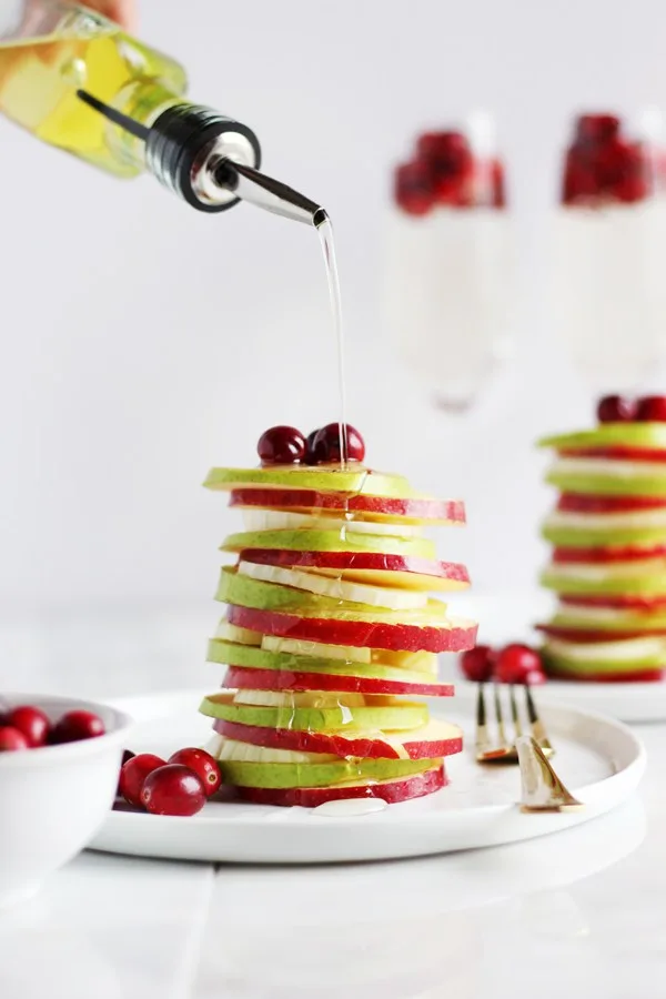 Last-minute Thanksgiving side dish recipes: Winter Stacked Salad | The Wooden Skillet 