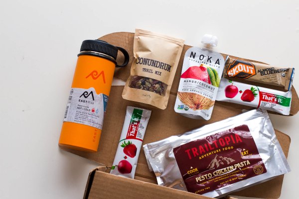 Best food subscription boxes perfect for last-minute holiday gifts: Hiker Craft, a monthly box filled with hiking gear including high-performance trail snacks and healthy camper meals | Cool Mom Eats holiday gift guide 2017