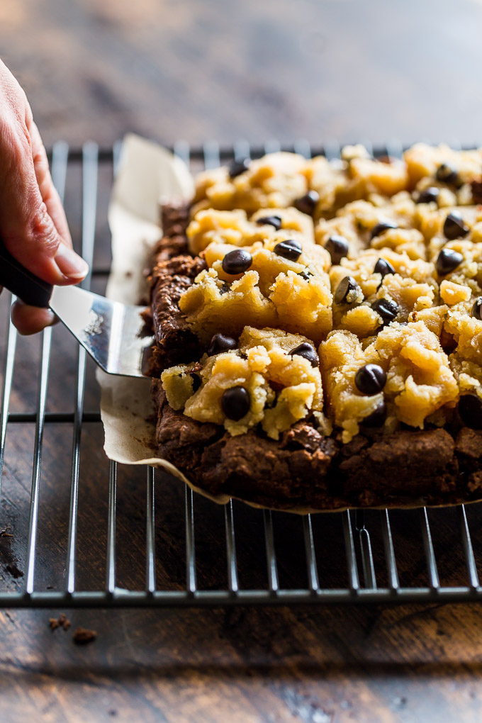 Clean holiday dessert recipes: Grain-free Chocolate-chip cookie dough brownies at Get Inspired Everyday Clean holiday dessert recipes: Grain-free Chocolate-chip cookie dough brownies at Get Inspired Everyday