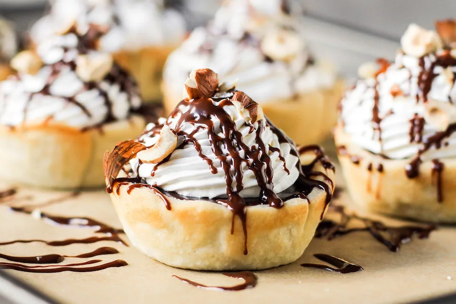 7 amazing holiday desserts that you won’t believe are clean recipes. Seriously: they fit your diet!