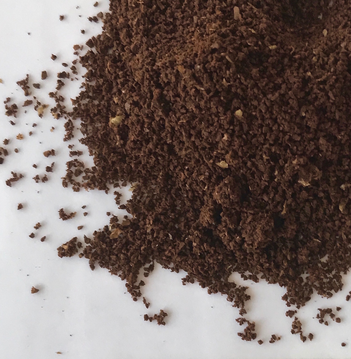 Visual guide to grinding coffee: Medium-Fine | © Jane Sweeney Cool Mom Eats