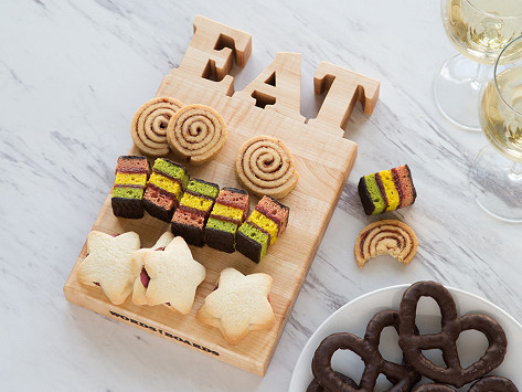 Words with Boards: We're loving their fantastic personalized cutting boards. So many great ways to customize a fantastic gift | Cool Mom Eats