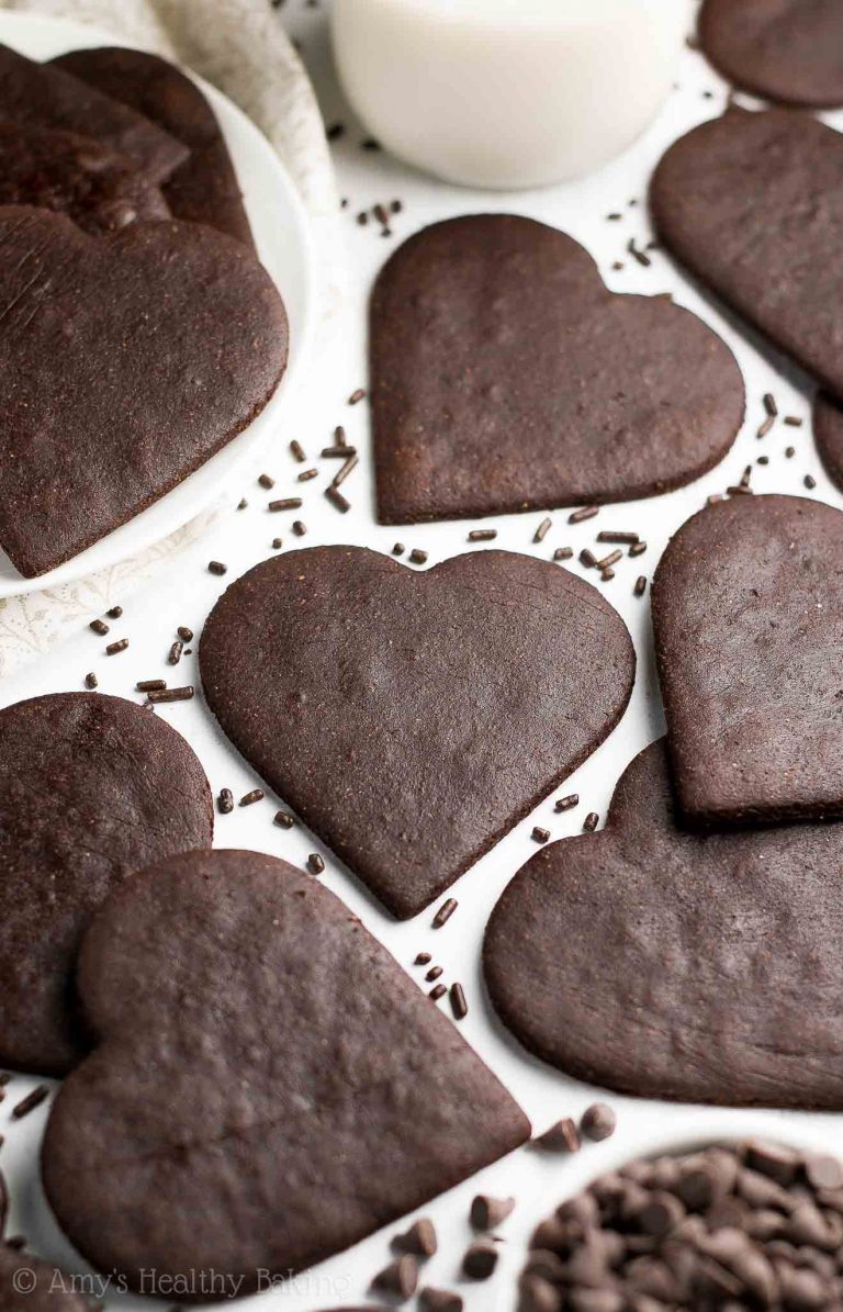 Clean chocolate desserts for Valentine's Day: Dark chocolate cookies at Amy's Healthy Baking