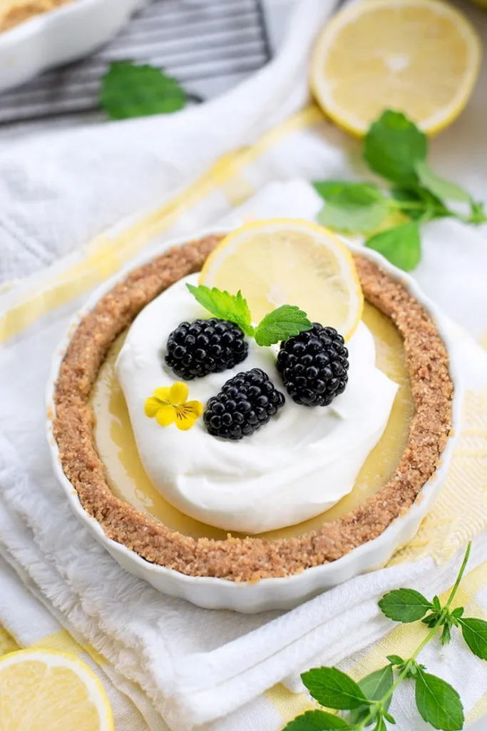 Lemon Icebox Pie from Vintage Kitty