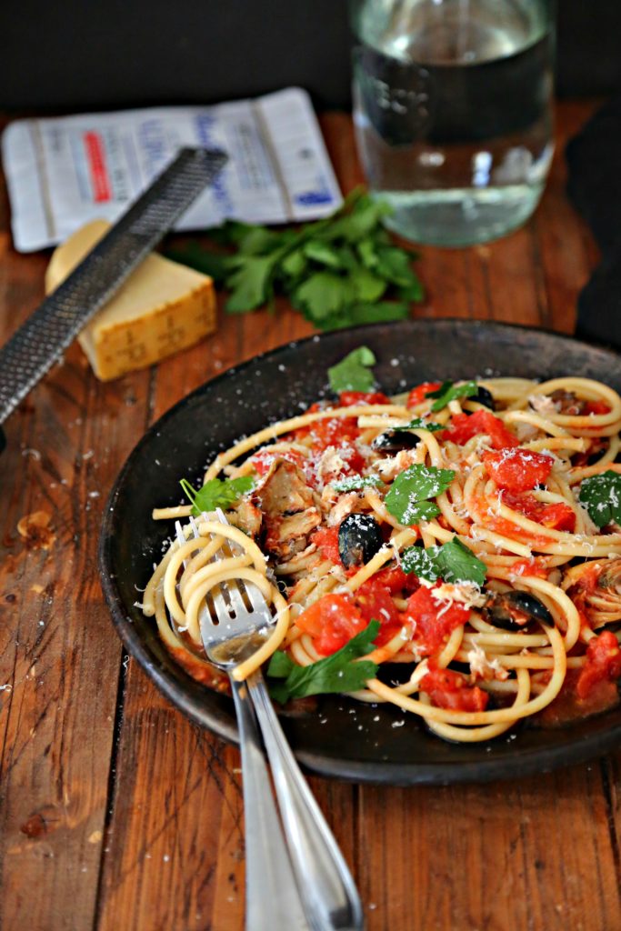 Cool Mom Eats weekly meal plan: Tuna Puttanesca | Bell'alimento