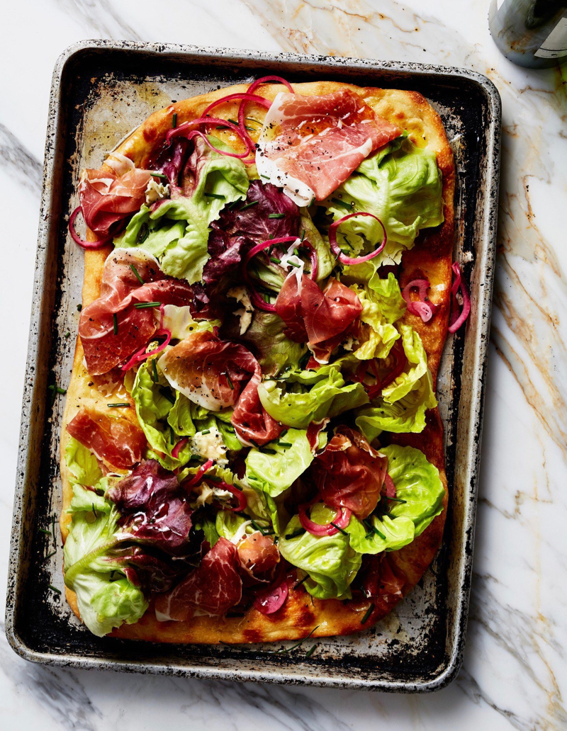 Cool Mom Eats weekly meal plan: Salad Pizza by Jenny Rosenstrach | photo by Bobbi Lin for Bon Appetit Cool Mom Eats weekly meal plan: Salad Pizza by Jenny Rosenstrach | photo by Bobbi Lin for Bon Appetit